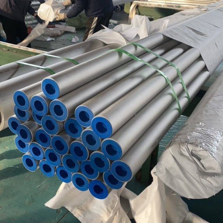 Duplex Stainless Steel Seamless Pipe Steel Pipe S32205 S31803 S32750 2205 2507 31803 for Fluid Transportboiler Heat Exchanger Oil Cracking High Pressure Boiler